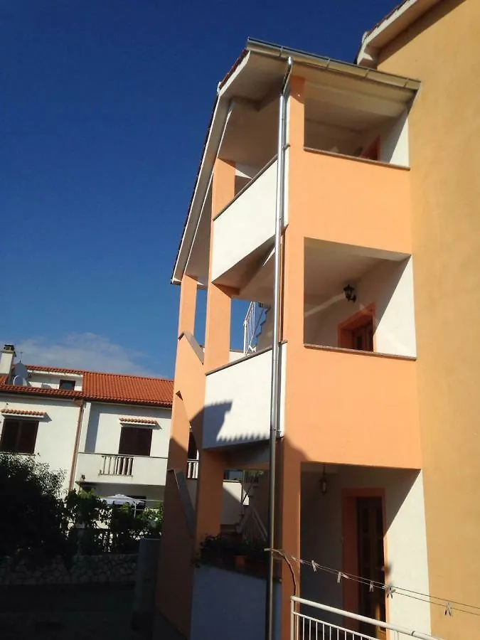 Apartment Aleksandra Malinska Croatia