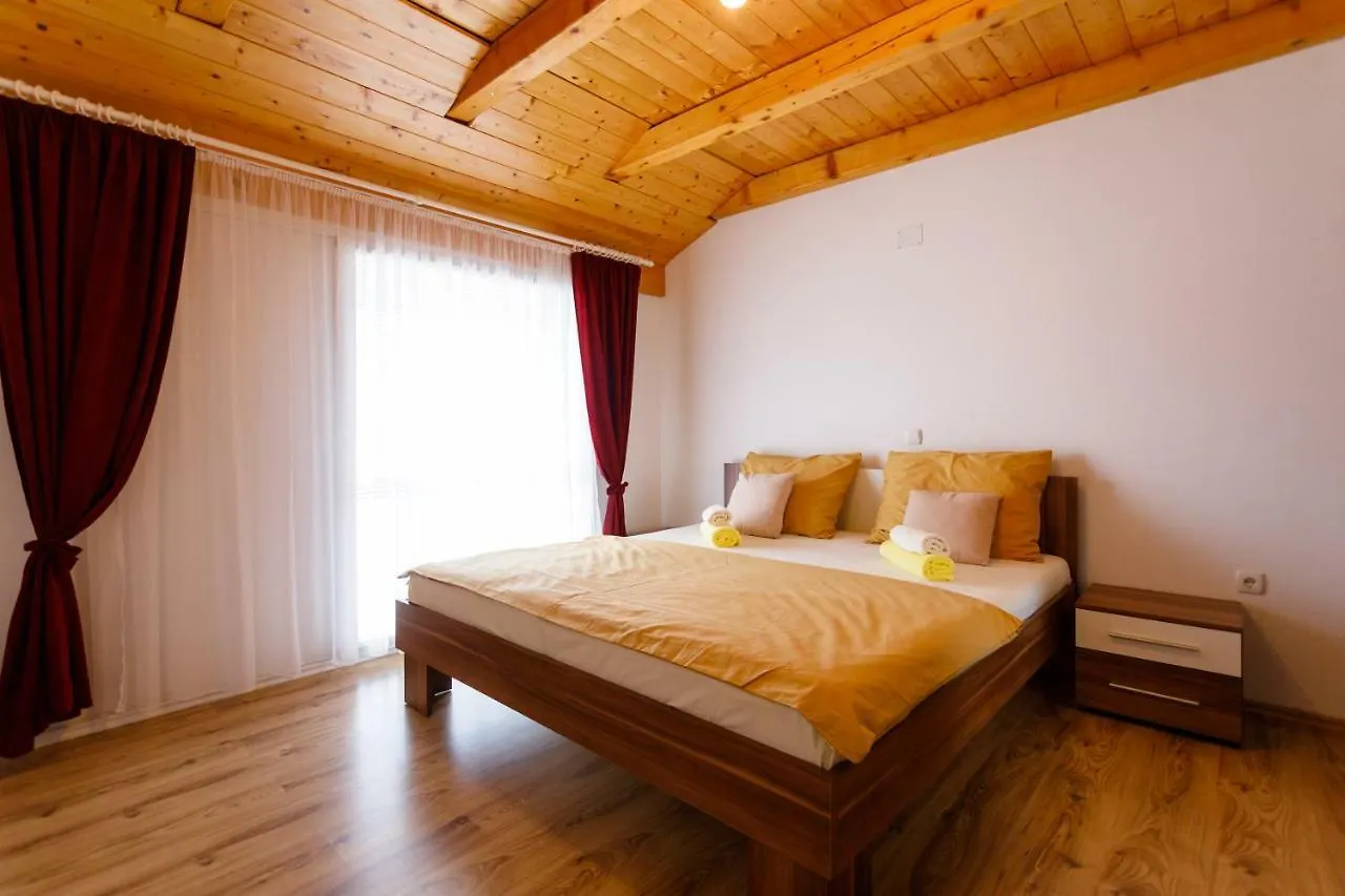 Apartment Aleksandra Malinska