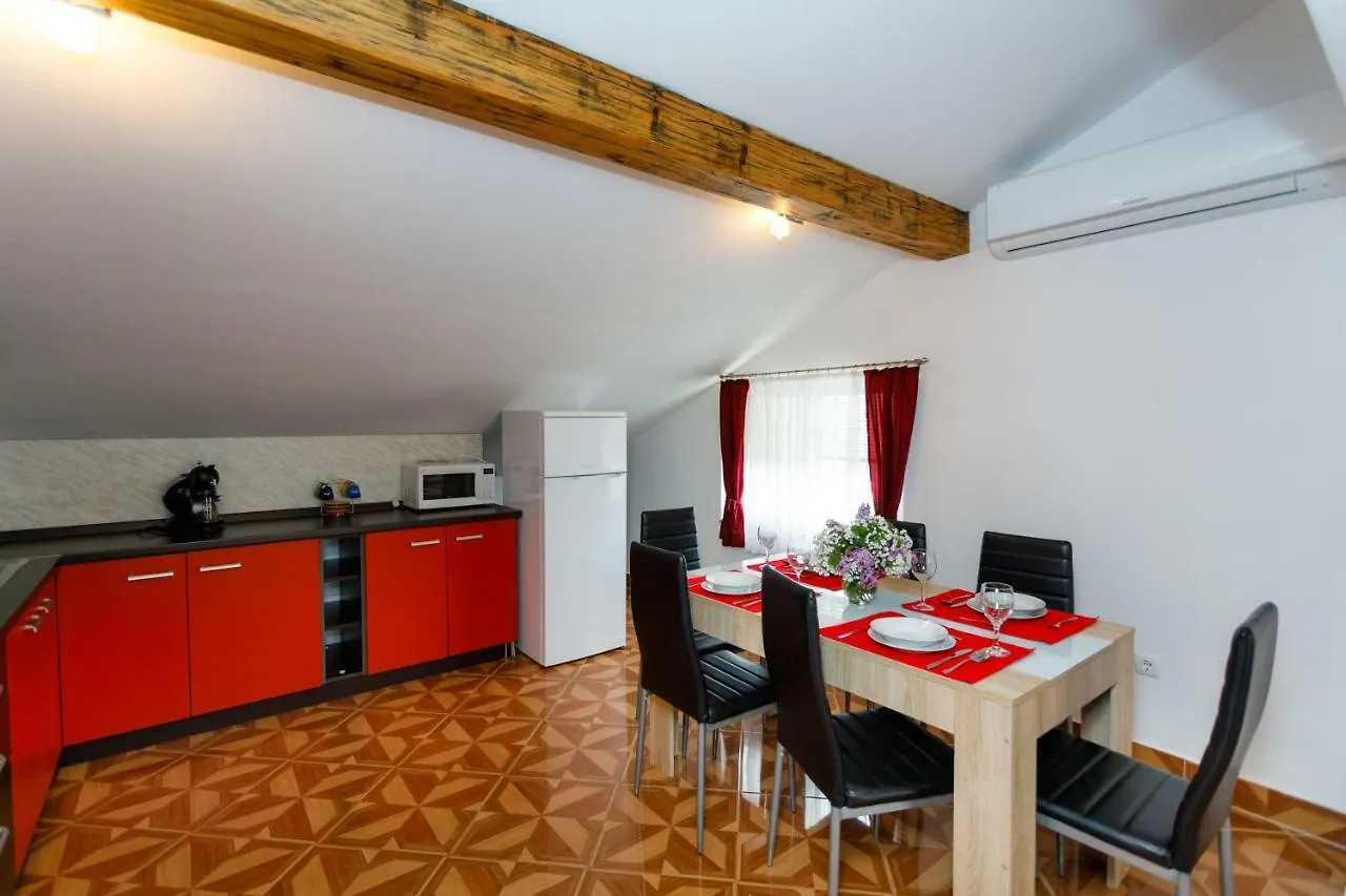 Apartment Aleksandra Malinska 0*,