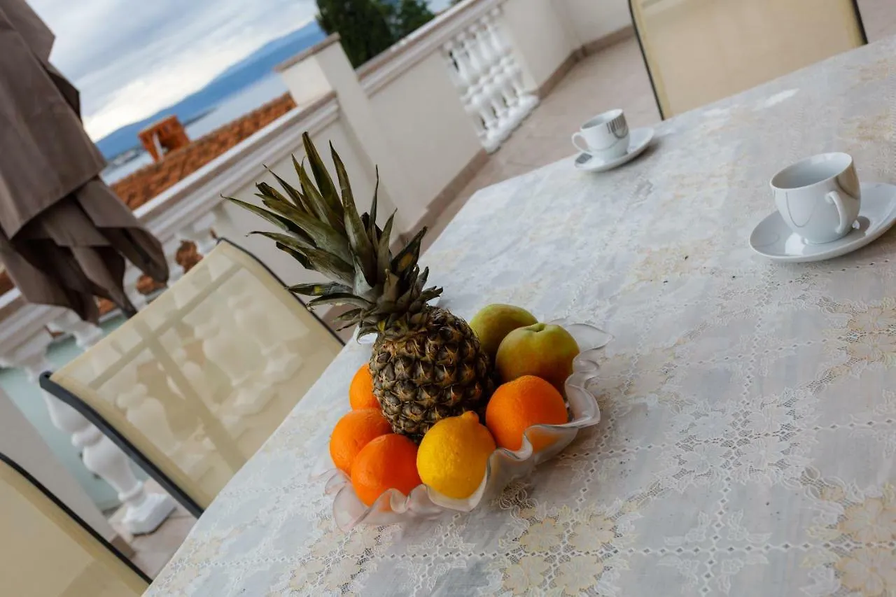Apartment Aleksandra Malinska